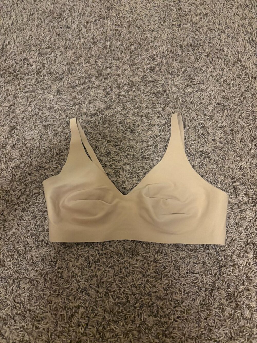 Knix Wireless Bra M+ Medium Hook and Eye Closure Nude Tan Beige Nylon Blend